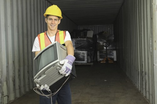 Why choose our Hayes flat clearance service